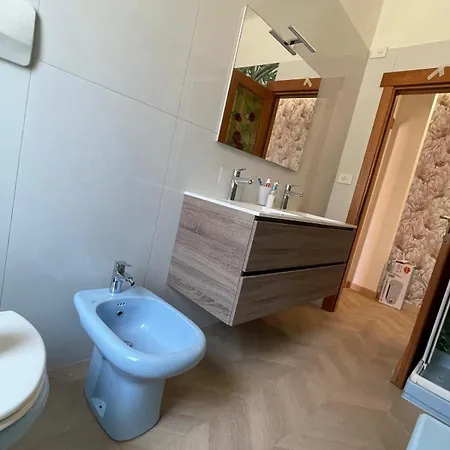 Con Terrazzo Vista Mare