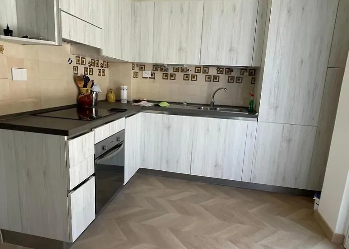 Con Terrazzo Vista Mare *