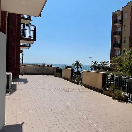 Daire Con Terrazzo Vista Mare