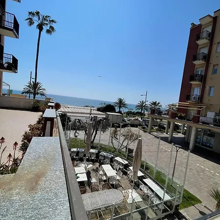 Con Terrazzo Vista Mare Apartment *