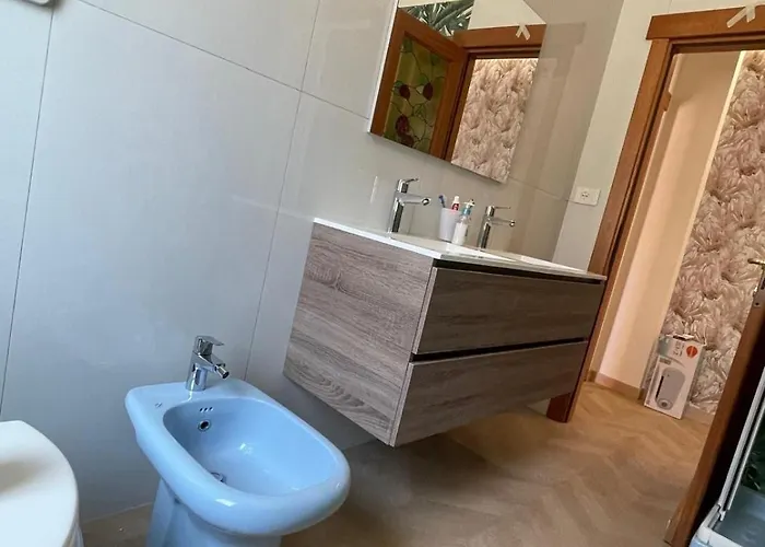 Con Terrazzo Vista Mare